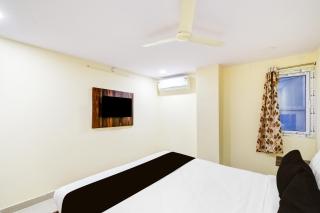 Hotel O R Square NARSINGI - 1