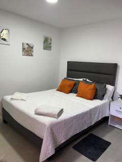 comodo y nuevo apartaestudio en el norte para dos personas - 5