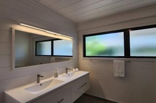 Emmerdale Escape - Hahei - 4