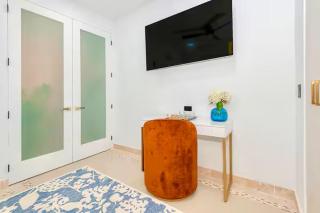 Boardwalk Steps from the Beach - 7