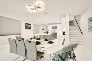 New 4BR w Pool Walk to Las Olas 5mins to Beach - 5