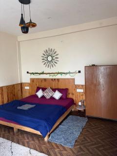 Eleven 11 cafe and stay - 8