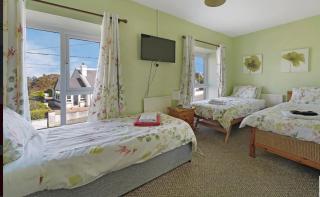 Annora Bar & Accommodation - 1