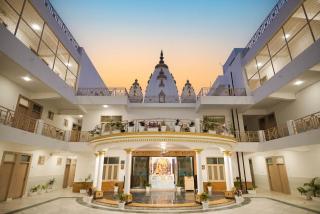 Shri Thakur Ji Niketan Near ISKCON Vrindavan - 7