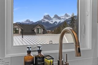 Sisters' Solstice Villa by WeekAway Vacations - 1