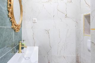 Le Romantique - Place St Didier - Cœur de ville - 3