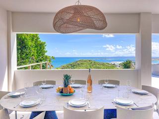 Villa Atao, sublime view of Orient Bay and the islands - 2