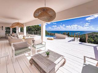 Villa Atao, sublime view of Orient Bay and the islands - 3