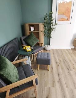 Urban 4BR house - Central-FREE parking-NO PARTY - 4