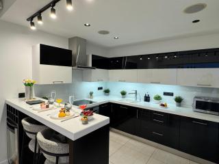 Exclusive Penthouse And SPA - 3