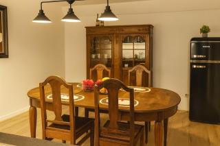 Old Town Penthouse 2 Bedroom Suite on Two Floors - 2