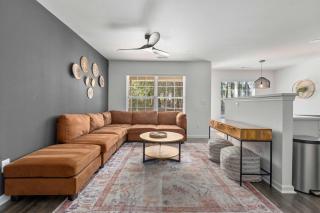 Boho Ferry- Mins from Credit One- Pet Friendly - 5