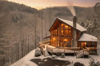 Secluded Views, Fire Pit, Hot Tub, Pool Access - 0