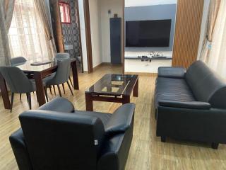 1 Bedroom Bungalow in Alalubosa GRA - 6