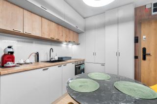 Sunny Grand Chalet Apartment - 4