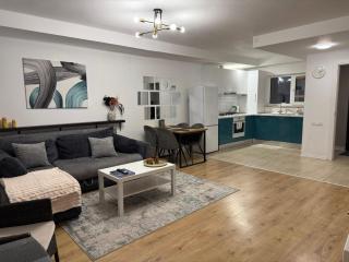 Fericire Cosmopolis - 0