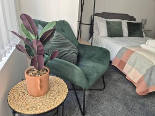 #6 Studio Apartment Southsea - 1