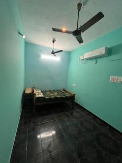 MB Guest House - 4