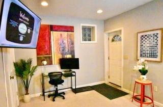 Tremont apartment, near downtown, and Central! - 7