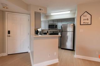 Cozy Condo with Ensuite Baths - 5