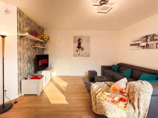 ISEO LAKE ESCAPE - 2BR, Terrace, Air Conditioning & Fast Wi-Fi - 2