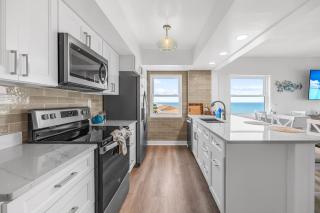 Oceanfront Condo w Balcony Rocket Launch Views - 8