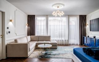 Basilica View 5 Stars Apartment next to Saint Stephen Basilica and the Christmas Market - 4