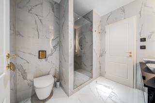 Basilica View 5 Stars Apartment next to Saint Stephen Basilica and the Christmas Market - 6