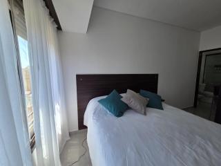 Monoambiente céntrico Nqn, excelente vista - 9