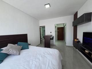 Monoambiente céntrico Nqn, excelente vista - 1