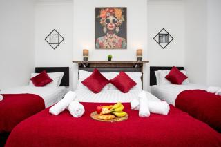 Modern 2BR Jesmond Flat Near Train, Fast WiFi & Smart TV! - 9