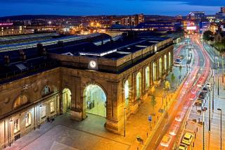 Modern 2BR Jesmond Flat Near Train, Fast WiFi & Smart TV! - 7