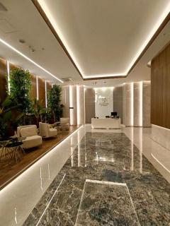 Regina's Diamond Residence - 9