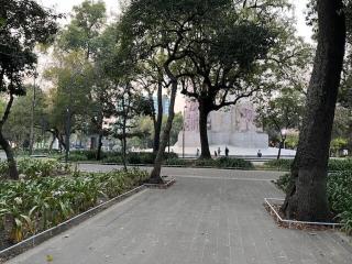 Artist's or couple's casita & studio - 2