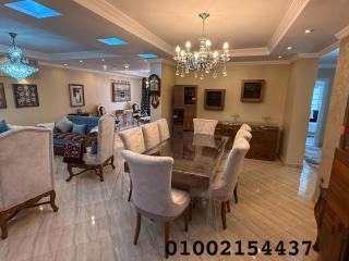 شقه 401عائليه سوبر لوكس في وسط الحي الافرنجي في مركز المدينه - 0