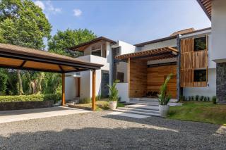 Villa Kañik - Luxury Retreat with Concierge Services - 9