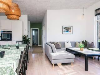 Summer house with wellness area - 2