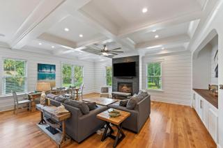 HN2307: 2307 Hartnett Blvd. - 5