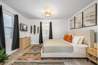 Blue Surf Bungalow 3 BD 2BA-At Slater Way Beach - 9