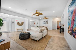 Blue Surf Bungalow 3 BD 2BA-At Slater Way Beach - 0