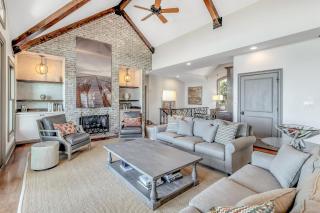 MG3083: 3083 Marshgate - 9