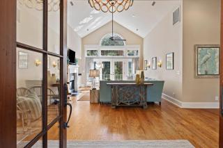 FH61: 61 Fletcher Hall - 3