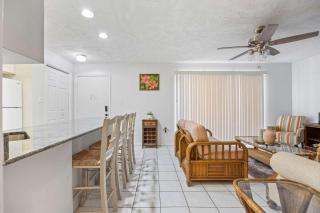 The Diplomat- 2 Bed Condo-3 Minute Walk to Beach - 3