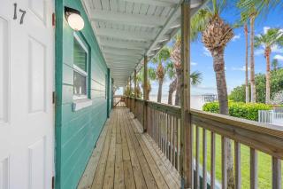 Waterfront Dream w Private Pier - Walk to Beach - 7