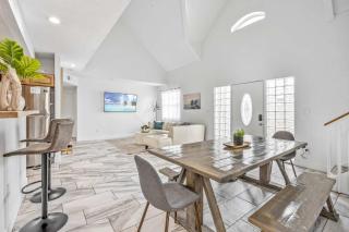 Entire Waterfront House Steps from the Beach - 2