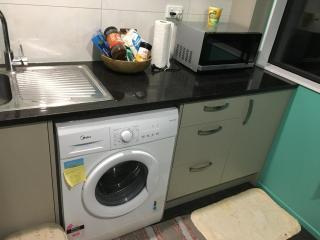 Sleepout with separate pantry and own bathroom - 6