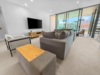 Wishful Wynyard l Luxury 3-Bed Apt l Viaduct - 3