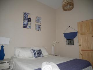 Rodney Heights 3-Bed Apt - 5