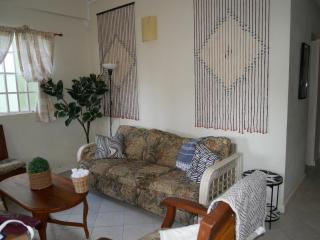 Rodney Heights 3-Bed Apt - 6