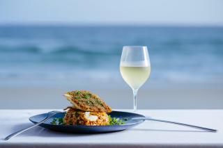 Broadbeach Waterside 2BR Luxury Apt - 4